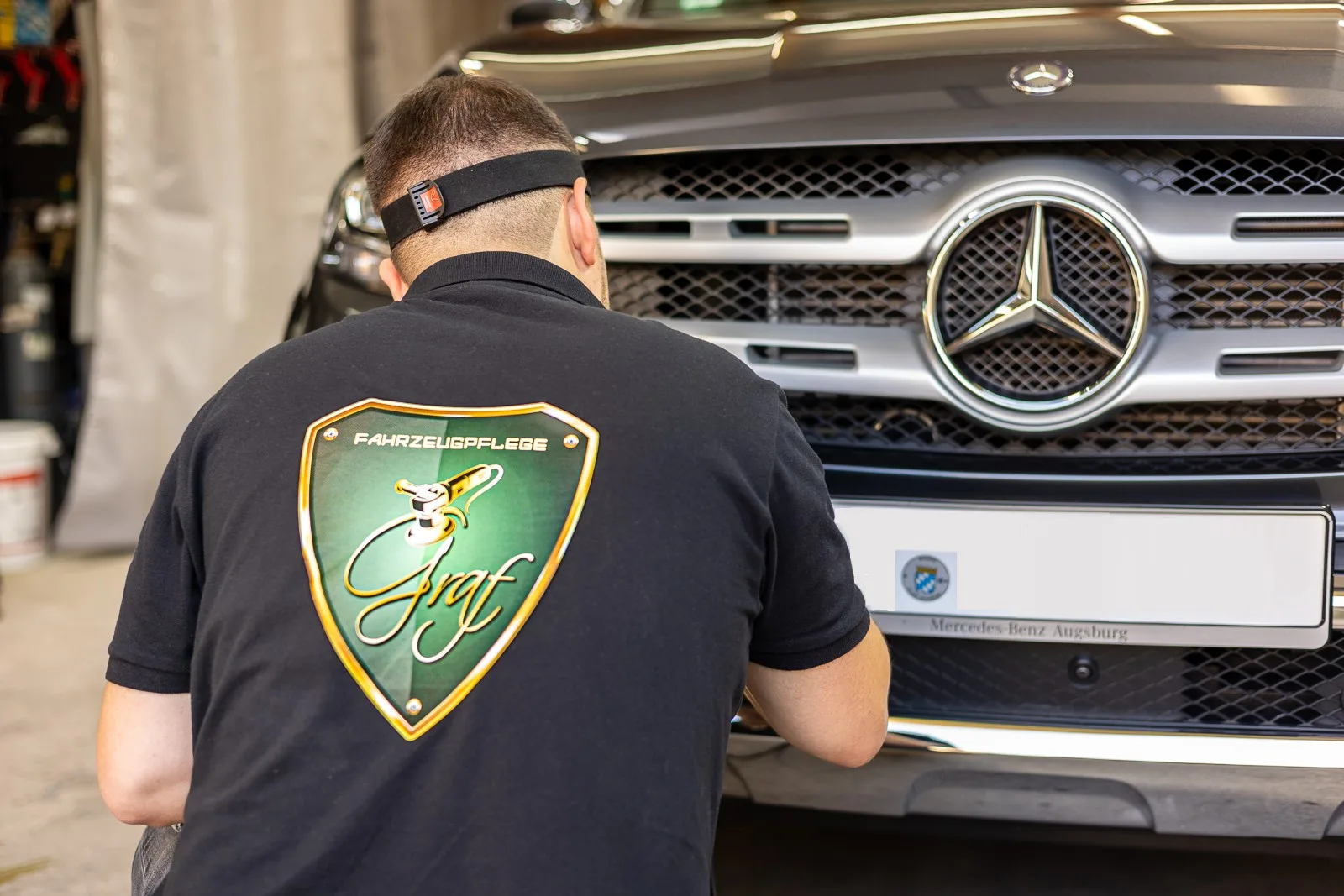 Fahrzeugwäsche bei Fahrzeugpflege Graf
